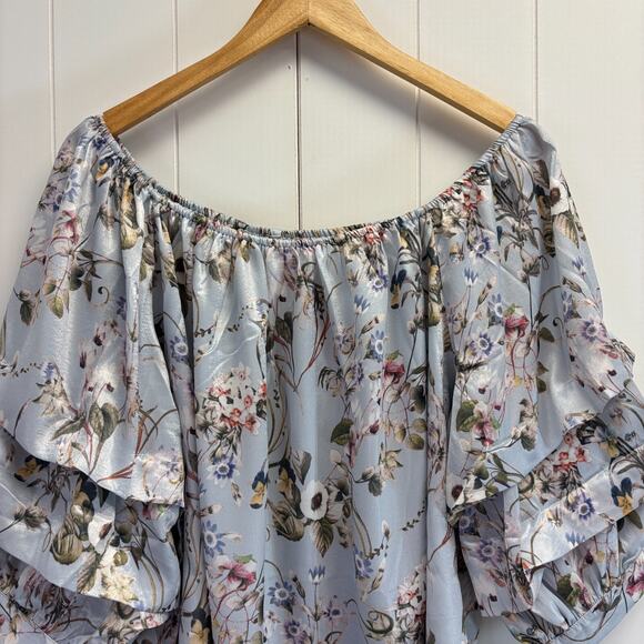 Easel Women's Satin Floral Boho Cottage Blouse Size M Feminine Puff Sleeve NWT - Picture 2 of 11